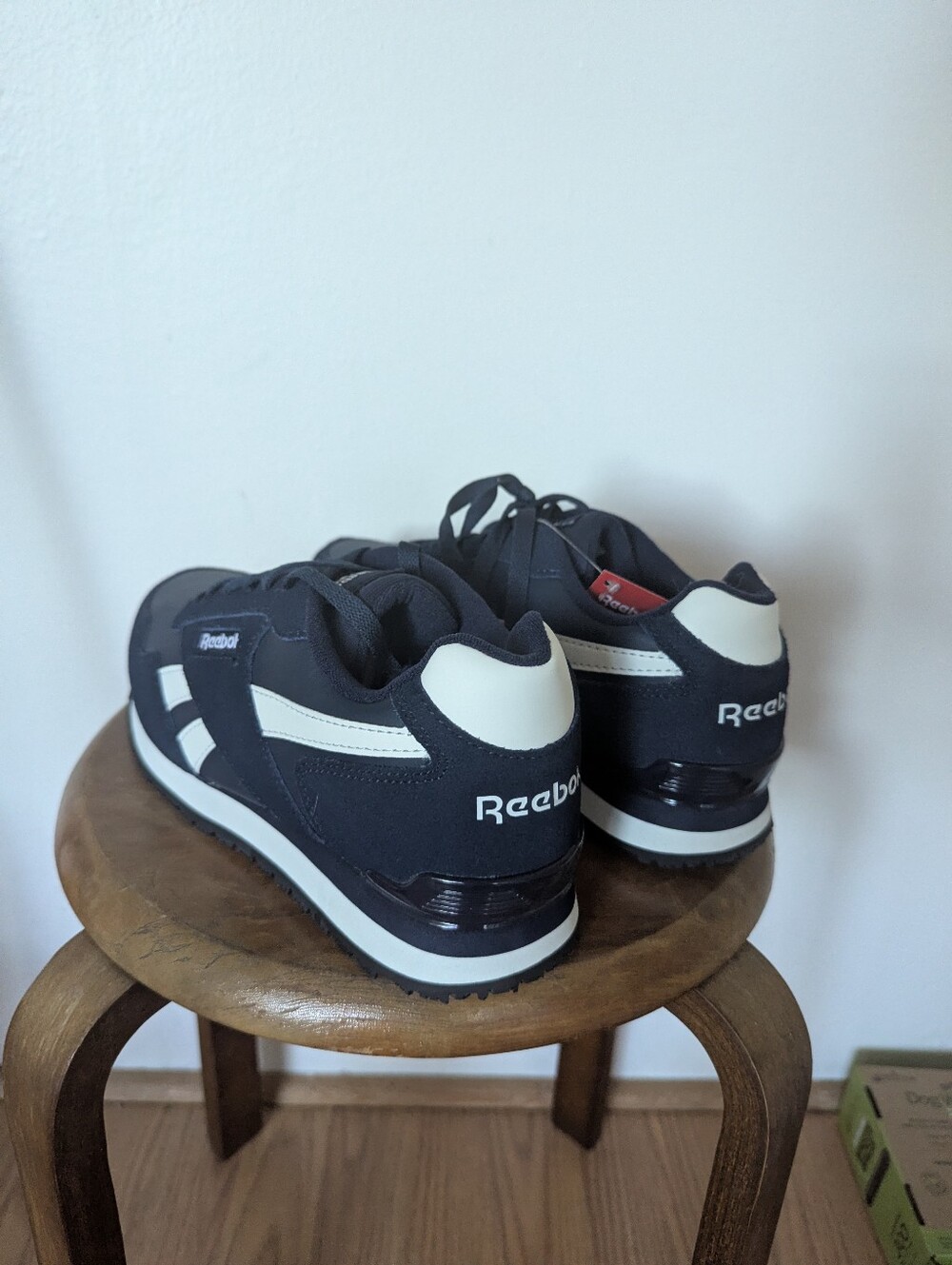 Harman Work Reebok - Picture 2 of 7
